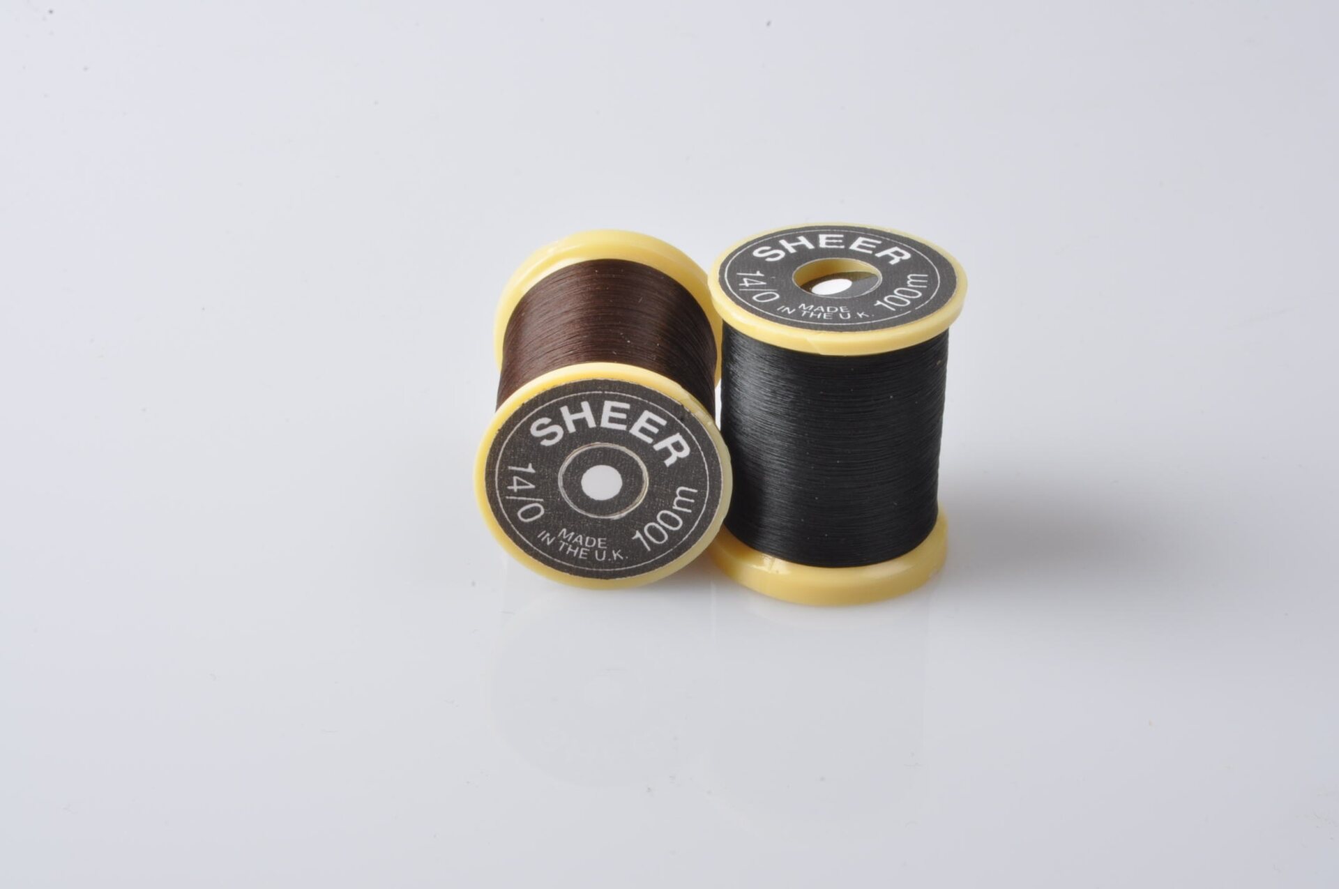 Sheer Ultrafine Thread 14/0 Musta