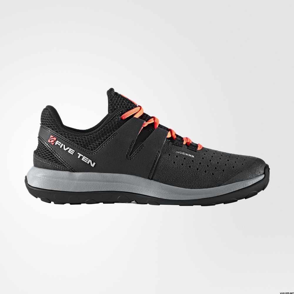 Five Ten Access Leather Carbon