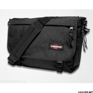 Eastpak Delegate Black (musta)