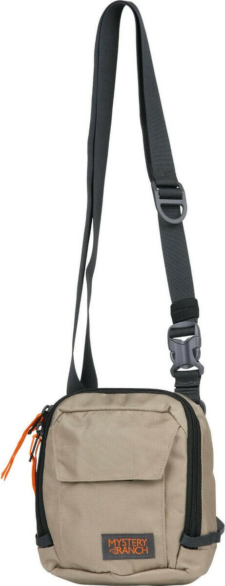 Mystery Ranch District 2 Hummus