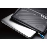 Thule Gauntlet 15" MacBook Sleeve