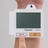Panasonic Diagnostec EW-BW10 verenpainemittari, rannemalli