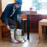 Darn Tough Yeti Over-the-calf Midweight Ski & Snowboard Sock Womens