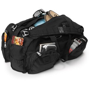 Oakley Dry Goods Duffel