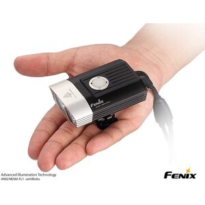 Fenix BT30R rechargeable, 1800lm