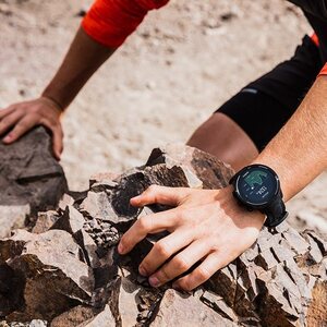 Suunto 9 Baro Black + HR Belt (mukana sykevyö)