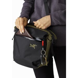 Arc'teryx Arro 8 Shoulder Bag