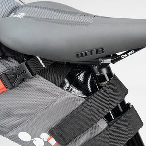 Geosmina Large Seat Bag
