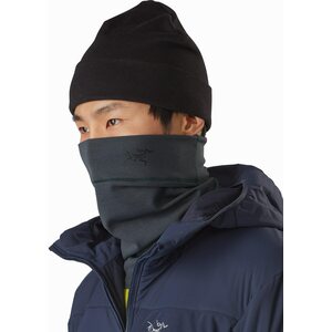 Arc'teryx Motus