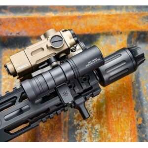 Arisaka 300 Series Light, Malkoff E1HT head, Momentary Tailcap