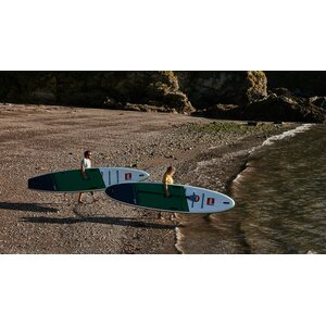 Red Paddle Co 13'2" x 30" Voyager+ Touring package
