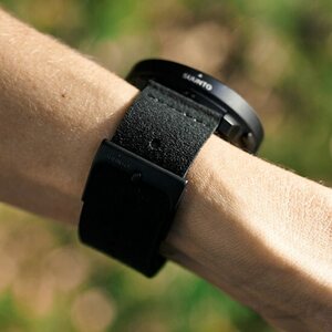 Suunto 22 mm Urban 5 -mikrokuituranneke