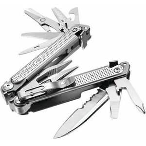 Leatherman Free P2 with Nylon Sheath