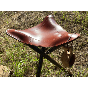 Bushcraft Spain Leather Camp Stool