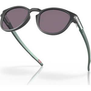 Oakley Latch Matte Carbon w/ Prizm Grey