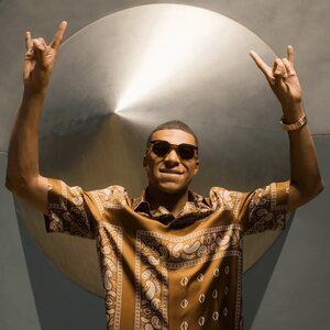 Oakley HSTN, Kylian Mbappé Signature Series, Dark Amber/Light Curry w/ Prizm Tungsten