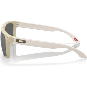 Oakley Holbrook, Matte Sand w/ Prizm Black