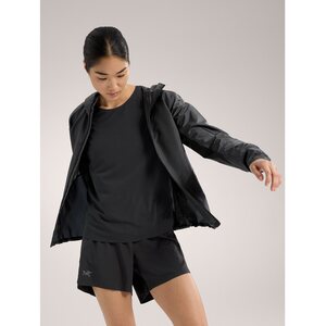 Model Height: 172 cm. Size: S