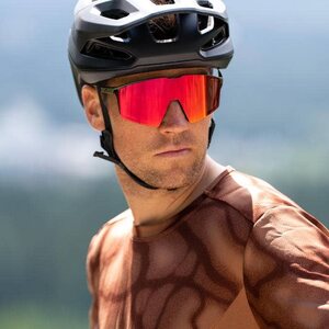 Julbo Edge Khaki / Black, Multilayer Red Spectron 3 Lens