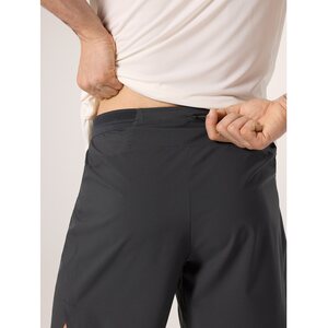 Model Measurements. Height: 6'2"/188.0cm. Waist: 32"/81.2cm. Wearing Size: Medium