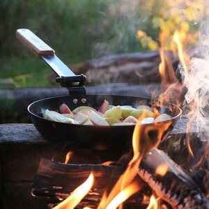 Muurikka Hiiliteräs retkipannu, kokoontaitettava