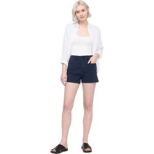 Model is 180 cm (5'11) W27.