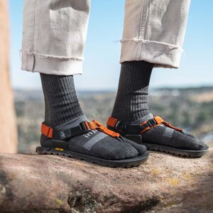 Bedrock Sandals X Injinji Split-Toe Crew Socks