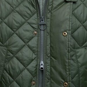 Barbour Essential Bedale Quilted Jacket Mens