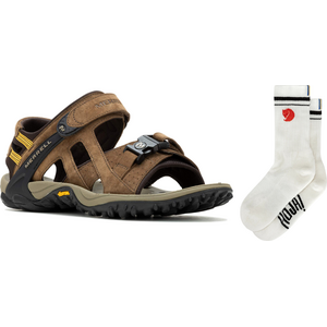 Nahkasandaalit tennissukilla