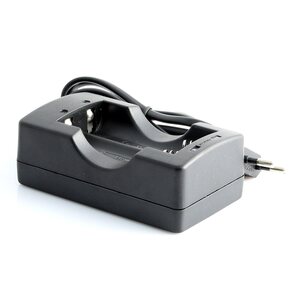 Cytac Charger for 18650 rechargeable batteries
