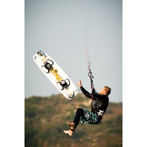 Flyboards Flyradical 2011 with bindings