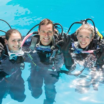 PADI Become a diving instructor