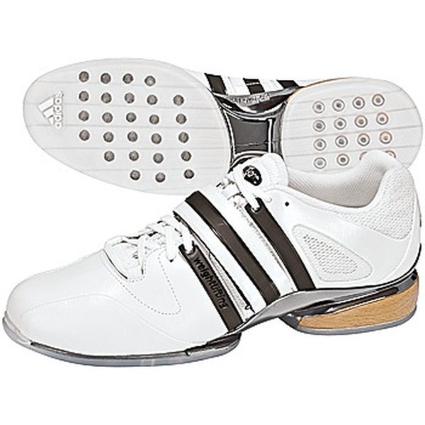 Обувь для становой тяги. Adidas Adistar 1 White. Штангетки адидас 2004. Штангетки адидас Powerlift 4. Штангетки адидас адистар 2004.