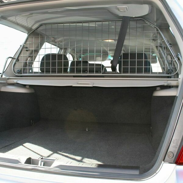 Travall Dog Guard Subaru Forester [SG] 2002-2008, no roof hatch