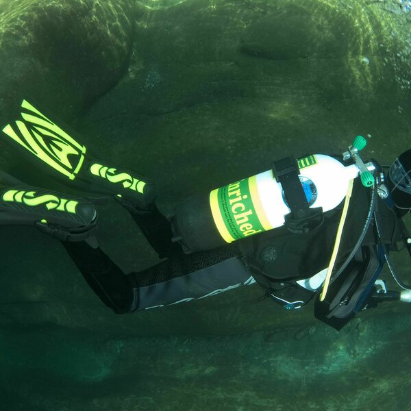 PADI Advanced Open Water Diver + Dry Suit Specialty + Enriched Air Diver (Nitrox)