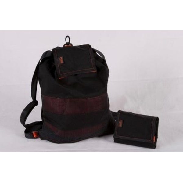Hooked On Nature Lingonberry backpack
