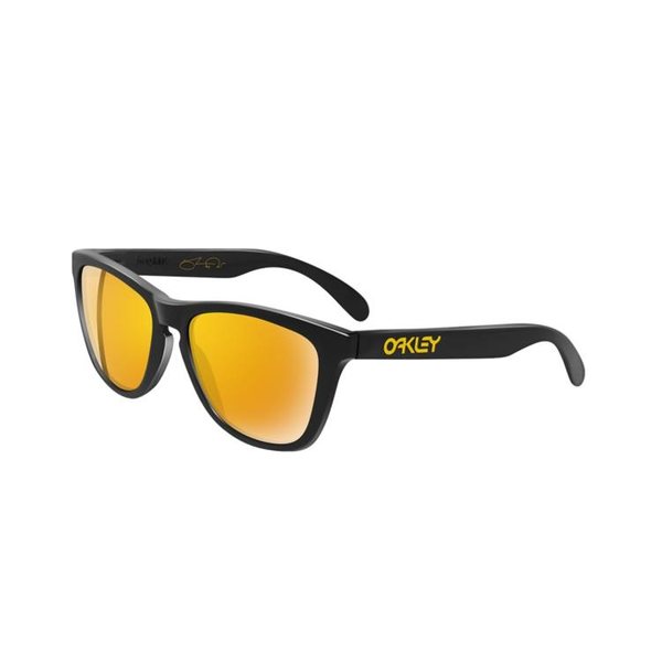 Oakley Frogskins, Polished Black/24K Iridium, Shaun White Sign |   English