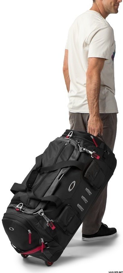 Oakley hot tub rolling duffle bag on sale