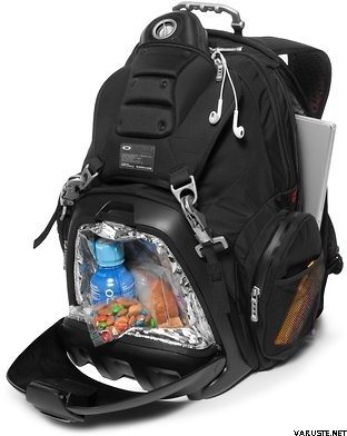 oakley lunch box backpack