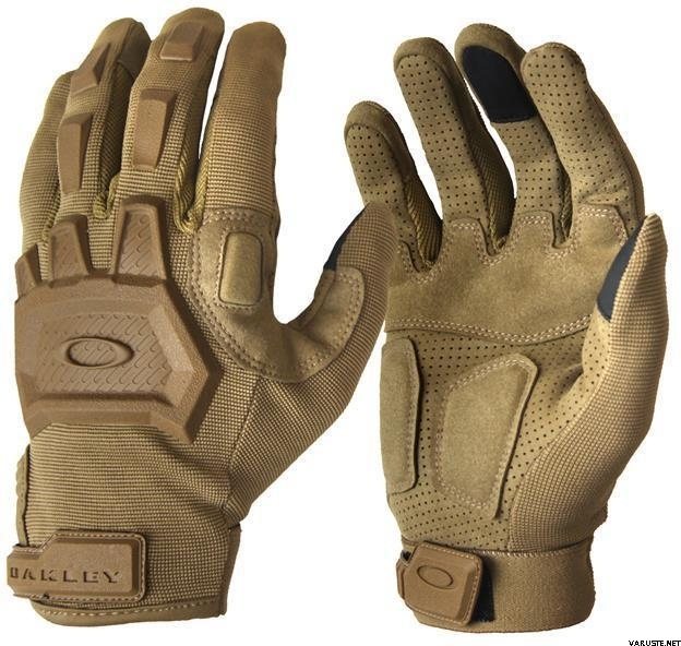 oakley assault glove