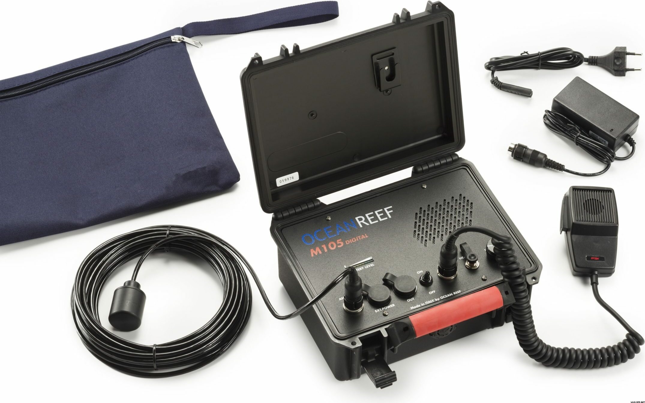 Ocean Reef M-105 DIGITAL Transceiver Surface Unit w/ Battery Tester
