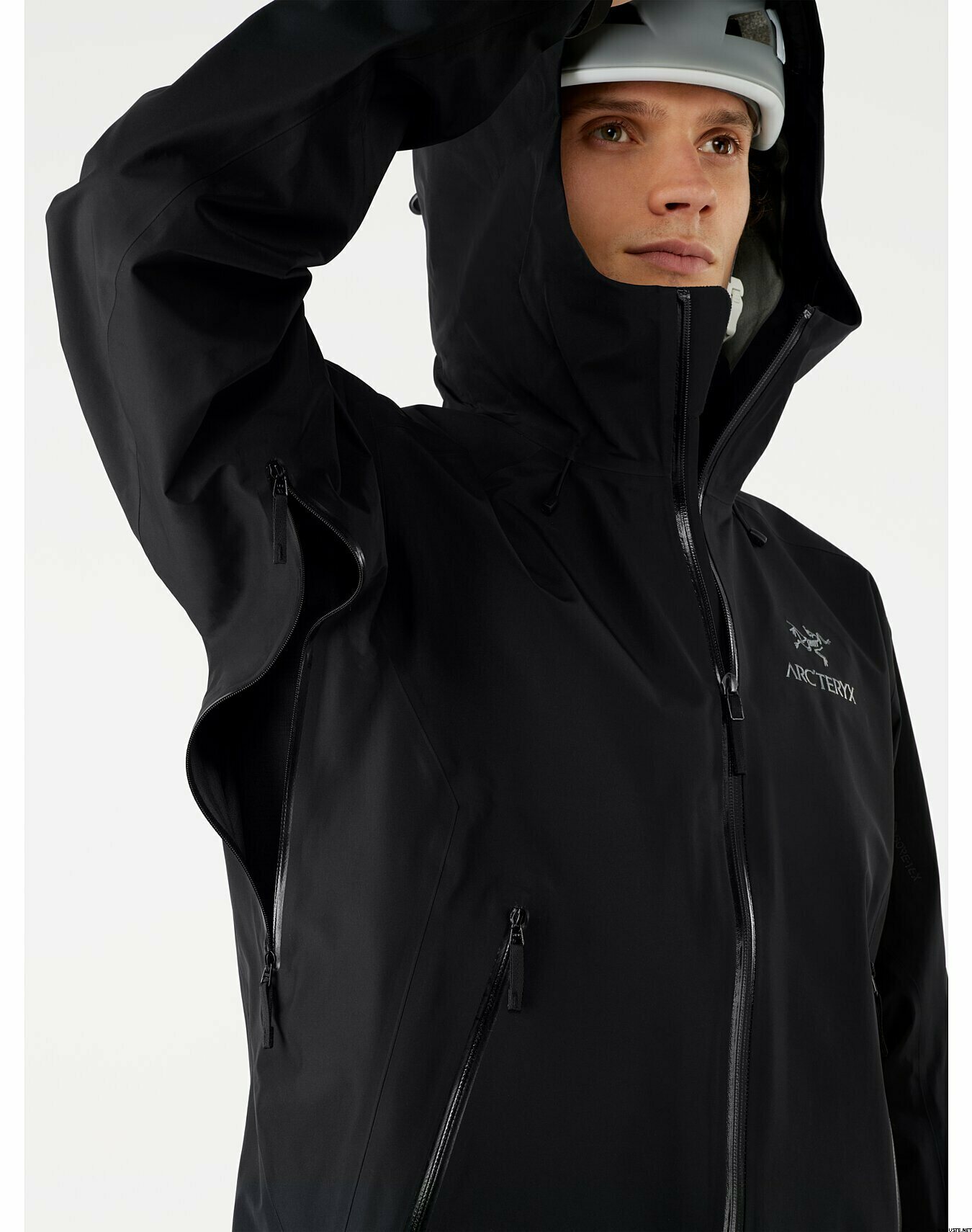 Arc'teryx Beta LT Jacket Mens | Men's Waterproof Jackets | Varuste ...